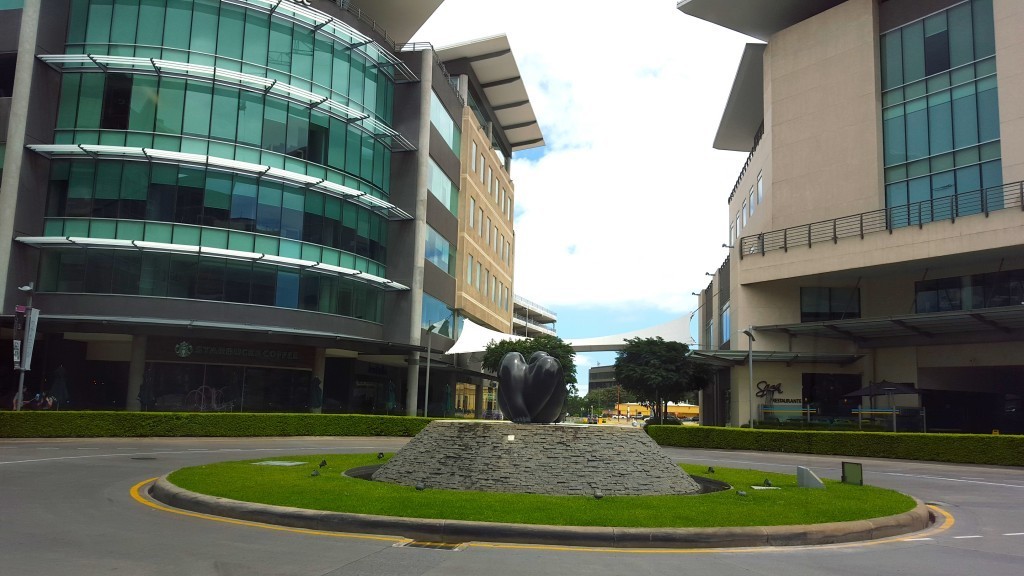 avenida escazu
